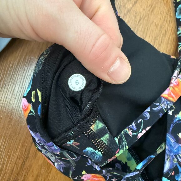 Lululemon Energy Sports Bra Size 6 Lot of 4 Black Blue Stripe Print White Gray - Picture 5 of 6